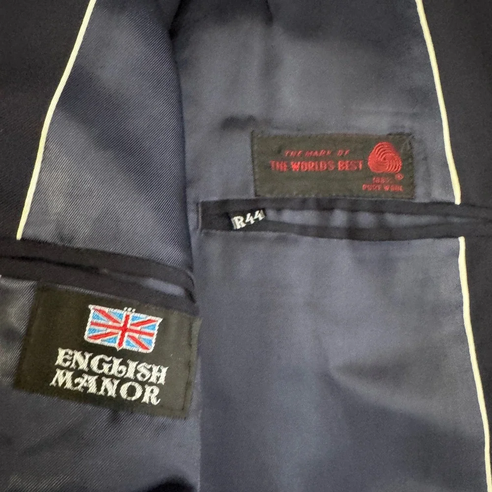 Vintage English Manor Suit Mens 44R 37x29 Navy Blue Solid Wool 2-Button